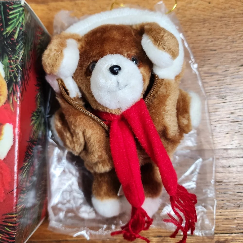 Vintage Avon 1984 Plush Puppy Christmas Ornament